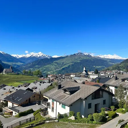 Neu-renovierte - Nov 24 - 2,5 Zi Mit Traum-aussicht Appartamento Falera