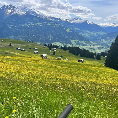 Neu-renovierte - Nov 24 - 2,5 Zi Mit Traum-aussicht Appartamento