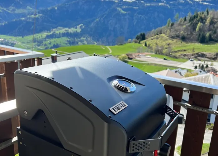 Neu-renovierte - Nov 24 - 2,5 Zi Mit Traum-aussicht Apartamento *